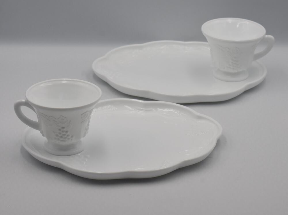 Indiana Colony White Harvest Milk Glass Grape Luncheon Snack Tray & Cup 4pc Set